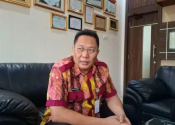 Kebakaran Sumur Minyak di Blora Padam, ESDM Jateng Siapkan Penutupan Permanen 32 Kepala Dinas Energi dan Sumber Daya Mineral (ESDM) Jawa Tengah, Agus Sugiharto saat diwawancara, Rabu, 27 Agustus 2025. (Rizky Syahrul/Lingkarjateng.id)