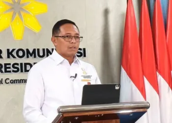 Kepala Kantor Komunikasi Kepresidenan (PCO) Hasan Nasbi saat menyampaikan keterangan pers di Kantor PCO, Gambir, Jakarta Pusat, Kamis, 14 Agustus 2025. (Antara)