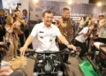 Gubernur Jateng Beri Diskon Pajak Kendaraan Bermotor bagi Perusahaan 29 Gubernur Jawa Tengah, Ahmad Luthfi, saat menghadiri Gaikindo Indonesia International Auto Show (GIIAS) the Series Semarang di Muladi Dome, Universitas Diponegoro, Semarang, Rabu, 24 September 2025. (Pemprov Jateng/Lingkarjateng.id)