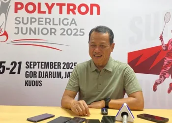 Sam’ani Dongkrak Penerimaan PAD Kudus Lewat Agenda Sport Tourism 31 Bupati Kudus, Sam’ani Intakoris, saat konferensi pers usai agenda Superliga Junior di GOR Djarum, Kecamatan Jati, Minggu, 21 September 2025. (Fahtur Rohman/Lingkarjateng.id)