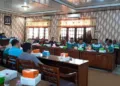 Buruh Ungkap Perusahaan di Jateng Land Demak Banyak Tenaga Asing 29 AUDIENSI: Suasana audiensi aliansi buruh Demak bersama DPRD serta dinas terkait di Ruang Rapat Pimpinan DPRD Demak, Rabu, 3 September 2025. (M. Burhanuddin Aslam/Lingkarjateng.id)