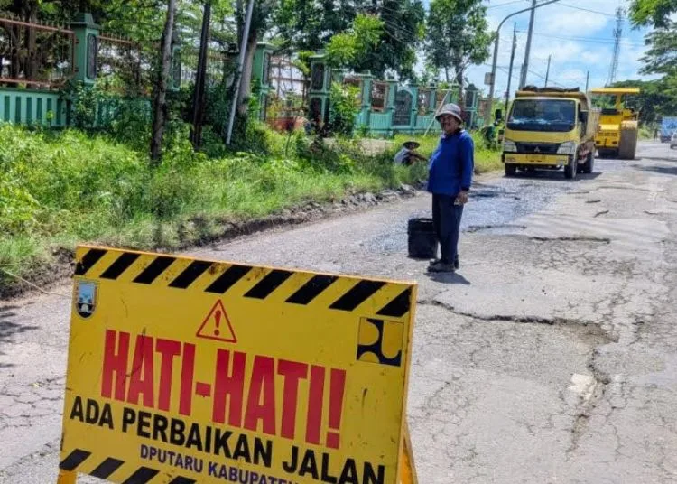 Rembang Tambah Rp10 Miliar untuk Perbaikan Jalan, Tireman–Japerejo Jadi Prioritas 25 Perbaikan jalan di Jalan Tireman - Japerejo (Dok. Kominfo Rembang)