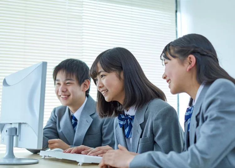 DPRD Jateng Dorong Pendidikan Literasi Digital Diajarkan di Sekolah1