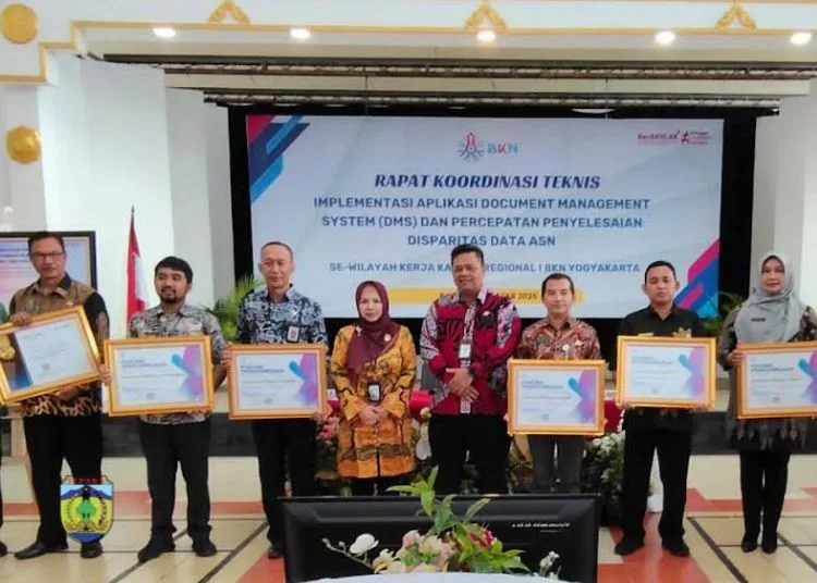 Pemkab Jepara Raih Penghargaan Indeks Kualitas Data ASN Tertinggi 26 Pemkab Jepara Raih Penghargaan Indeks Kualitas Data ASN Tertinggi