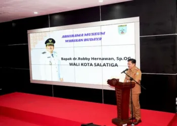 Sarat Nilai Sejarah, Rumah Dinas Wali Kota Salatiga Bakal Disulap Jadi Museum 31 Wali Kota Salatiga Robby Hernawan saat membuka Pelatihan Permuseuman Abhirama Museum dan Warisan Budaya di Ruang Teater Bung Karno, Selasa, 21 Oktober 2025. (Dok. Prokompim Setda Salatiga/Lingkarjateng.id)