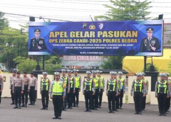 Apel pembukaan Operasi Zebra Candi 2025 di Mapolres Blora, Senin, 17 November 2025. (Humas Polres Blora/Lingkarjateng.id)