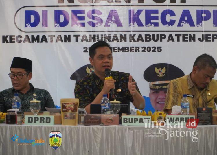 Bupati Jepara, Witiarso Utomo, saat Ngantor di Desa di Desa Kecapi, Kecamatan Tahunan, Selasa, 25 November 2025. (Diskominfo Jepara/Lingkarjateng.id)