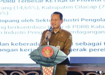 Bupati Kudus Tanggapi Temuan Dugaan Pungli TKGS Guru Madin 27 Bupati Kudus, Sam'ani Intakoris. (Nisa Hafizhotus S./Lingkarjateng.id)