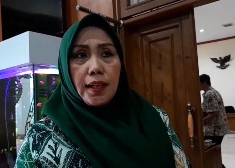 Anggota DPRD Pati, Muntamah, usai rapat gabungan DPRD Pati pada Selasa, 4 November 2025 siang. (Lingkar Network)