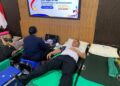 Kegiatan donor darah yang digelar Kanwil Ditjenpas Jateng dalam rangka memperingati Hari Bakti atau Ulang Tahun Kementerian Imigrasi dan Pemasyarakatan ke-1 Tahun 2025 di Aula Merdeka Lembaga Pemasyarakatan Kelas I Semarang, Kamis, 13 November 2025. (Humas Kanwil Ditjenpas Jateng/Lingkarjateng.id)