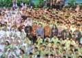 Gubernur Jateng Dampingi Wapres Gibran Tinjau MBG di Salatiga 28 Gubernur Jawa Tengah Ahmad Luthfi mendampingi Wakil Presiden Gibran Rakabuming Raka meninjau program MBG di SMP Negeri 9 Salatiga, Jumat 7 November 2025. (Humas Pemprov Jateng)