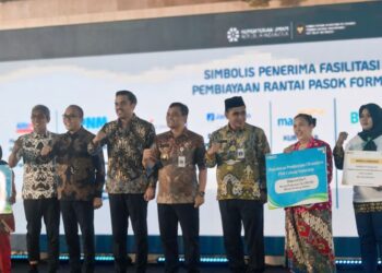 Suasana peluncuran program Kumitra di Gedung Gradhika Bhakti Praja, Kota Semarang pada Kamis, 20 November 2025. (Humas Pemprov Jateng)