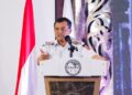 Gubernur Jawa Tengah Ahmad Luthfi saat menghadiri acara pelantikan pengurus DPD Kaukus Perempuan Politik Indonesia (KPPI) Provinsi Jawa Tengah masa bakti 2025-2030 di Hotel Noormans, Kota Semarang, Rabu, 12 November 2025. (Humas Pemprov Jateng/Lingkarjateng.id)
