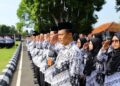 Hari Guru Nasional, Pemkab Kudus Mantapkan Dukungan Layanan Pendidikan 28 UPACARA: Suasana upacara peringatan Hari Guru Nasional di halaman Pendapa Kabupaten Kudus, Selasa, 25 November 2025. (Fahtur Rohman/Lingkarjateng.id)