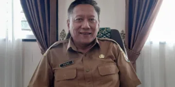 Jaga Ekosistem Tetap Aman, DLH Kendal Awasi Operasional Tambang 9 Sekretaris Dinas Lingkungan Hidup (DLH) Kabupaten Kendal, Syaiful Huda saat diwawancarai di ruang kerjanya, Senin, 3 November 2025. (Anik Kustiani/Lingkarjateng.id)