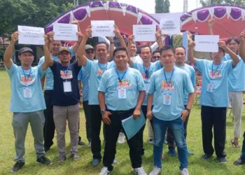 Kepada Presiden, Kopdes Merah Putih Pati Tuntut Akses Modal dan Regulasi Jelas 26 Para Pengurus Koperasi Desa Merah Putih yang mengkuti Kopdes Festival di halaman eks Bakorwil Pati 1-2 November 2025. (Lingkar Network/Lingkarjateng.id)