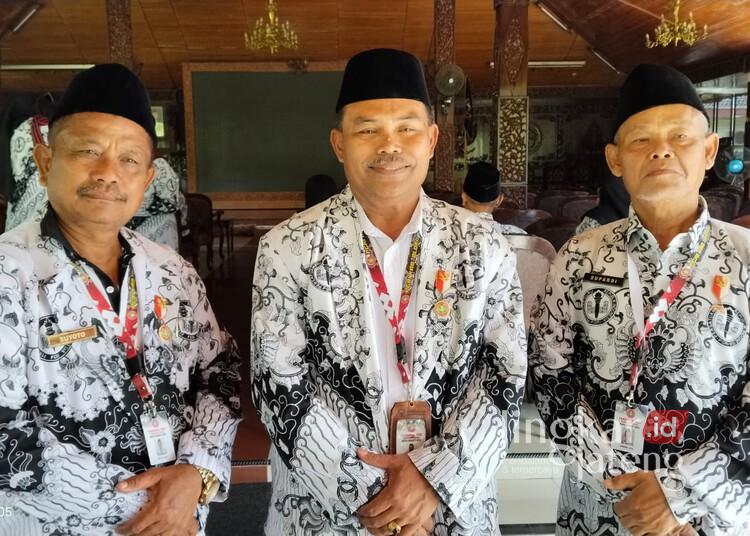 PGRI Blora Tanggapi Wacana Pengembalian 6 Hari Sekolah di Jawa Tengah 25 Ketua PGRI Kabupaten Blora, Yatni. (Hanafi/Lingkarjateng.id)