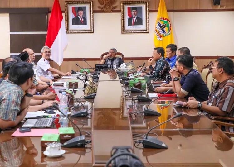 Pemporv Jateng paparkan presentasi kompetisi IGA 2025