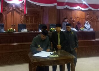 Rancangan APBD Rembang 2026 Disetujui, Pendapatan Daerah Naik Jadi Rp2 Triliun