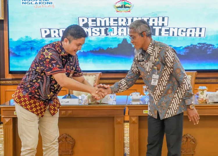 KNEKS Nilai Jawa Tengah Potensial Kembangkan Ekonomi Syariah 26 Sekda Jateng 2