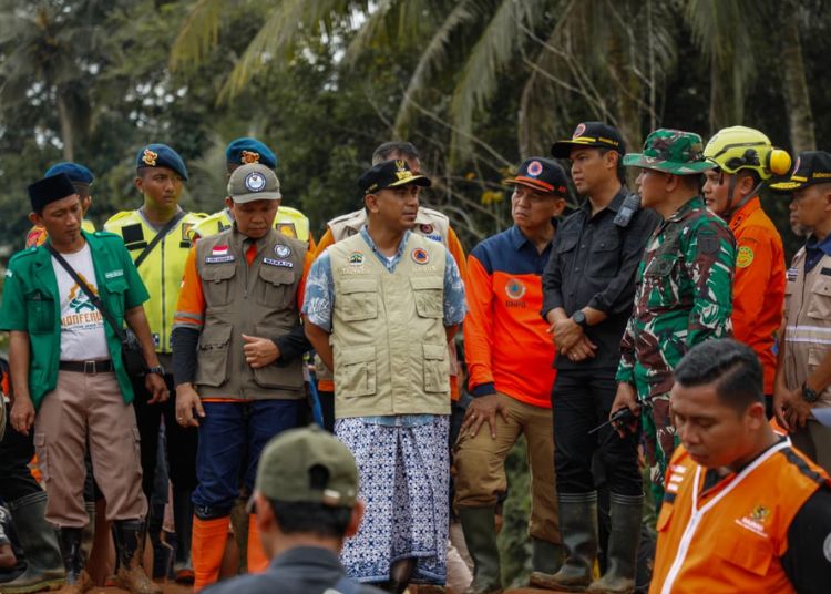 Wagub Jateng Taj Yasin Ingatkan Area Longsor di Cilacap Masih Rawan