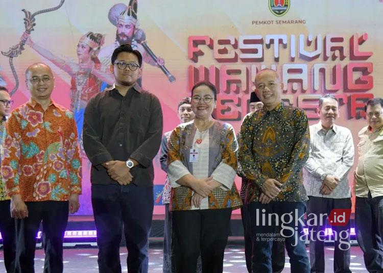 Regenerasi Seniman Wayang, Pemkot Semarang Biayai 50 Anak dari APBD 25 ali Kota Semarang Agustina Wilujeng Pramestuti didampingi jajaran terkait saat Festival Wayang Semesta, di Semarang, Sabtu (8/11/2025). ANTARA/HO-Pemkot Semarang