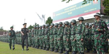 Rindam IV/Diponegoro Resmi Buka Dikmaba Infanteri Gelombang II TA 2025 17 Danrindam IV/Diponegoro Brigjen TNI Hindratno Devidanto resmi membuka Pendidikan Pertama Bintara (Dikmaba) Infanteri TNI Angkatan Darat Gelombang II Tahun Anggaran 2025 di Lapangan Secaba Rindam IV/Diponegoro, Kamis, 13 November 2025. (Pendam IV/Diponegoro)