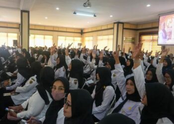 PPPK Pemerintah Kabupaten Pekalongan menjalani Orientasi Pengenalan Nilai dan Etika Instansi ASN Tahun 2025 di Aula Setda Kajen, Jumat, 5 Desember 2025. (Fahri Akbar/Lingkarjateng.id)