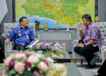 Gubernur Jawa Tengah Ahmad Luthfi menerima kunjungan Direktur Utama KITB Anak Agung Putu Ngurah Wirawan di Kantor Gubernuran Semarang, Rabu, 17 Desember 2025. (Humas Pemprov Jateng/Lingkarjateng.id)