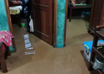 Banjir Bandang di Dusun Daleman Semarang Diduga Akibat Aktivitas Tambang 25 TERGENANG: Kondisi salah satu rumah warga Dusun Daleman, Desa Tuntang, Kecamatan Tuntang, Kabupaten Semarang akibat banjir bandang pada Selasa, 30 Desember 22025. (Dokumentasi untuk Lingkarjateng.id)