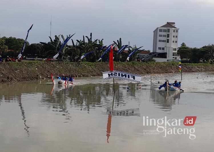 Diresmikan Bupati Kendal, Wisata Air Langen Nirwana Langsung Dipakai Lomba Dayung Perahu 25 Lomba dayung di Langen Nirwana