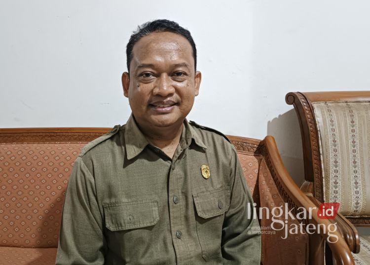 Nur Hidayat Tekankan Akurasi DTKS untuk Hindari Salah Sasaran Bansos di Jepara 25 Ketua Komisi C DPRD Kabupaten Jepara, Nur Hidayat. (Tomi Budianto/Lingkarjateng.id)