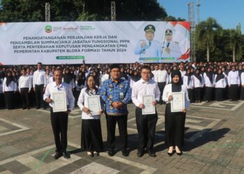 Pelantikan PPPK di lingkungan Pemkab Blora formasi tahun 2024. (Humas Pemkab Blora/Lingkarjateng.id)
