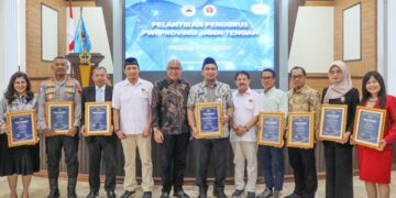 Wakil Gubernur Jawa Tengah, Taj Yasin Maimoen, saat menghadiri pelantikan pengurus PWI Jawa Tengah di Wisma Perdamaian Semarang, Selasa, 2 Desember 2025. (Rizky Syahrul Al-Fath/Lingkarjateng.id)