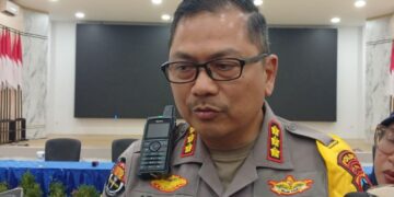 Kepala Bidang Humas Polda Jawa Tengah, Kombes Pol Artanto memberikan keterangan kepada awak media, Selasa, 30 Desember 2025. (Rizky Syahrul/Lingkarjateng.id)