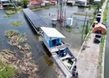 FOTO UDARA: Panel surya yang menjadi sumber pengolahan energi untuk Pompa Air Tenaga Surya (PATS) Dukuh Lengkong, Kecamatan Sayung, Kabupaten Demak. (Humas Pemprov Jateng)