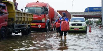 Banjir di jalur Pantura Semarang-Demak pada Oktober 2025 lalu. (Humas Pemprov Jateng/Lingkarjateng.id)