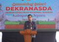 Bupati Jepara, Witiarso Utomo, memberikan sambutan dalam peluncuran Gerai Dekranasda Jepara yang berlokasi di Jalan Kartini, Kamis, 29 Januari 2026. (Tomi Budianto/Lingkarjateng.id)