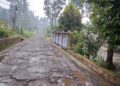 POTRET: Kondisi salah satu titik jalan desa di Desa Sugihan, Tengaran, Kabupaten Semarang. (Hesty Imaniar/Lingkarjateng.id)