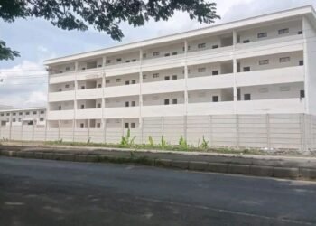 Pabrik tas PT Fuhua Travel Goods Indonesia yang berlokasi di tepi Jalan Lingkar Selatan (JLS), Desa Penambuhan, Kecamatan Margorejo, Kabupaten Pati. (Lingkarnews Network)