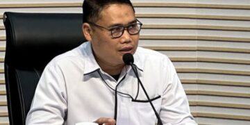 Pelaksana Tugas Deputi Penindakan dan Eksekusi KPK Asep Guntur Rahayu memberikan keterangan di Gedung Merah Putih KPK Jakarta, Minggu, 11 Januari 2026. (Antara/Lingkarjateng.id)