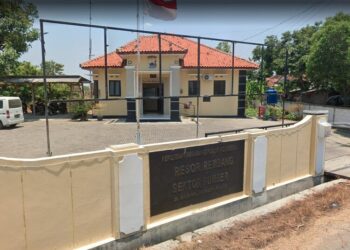 KPK Diduga Periksa 4 Camat Pati di Rembang, Sempat Pinjam Mesin Penghitung Uang 33 Mapolsek Sumber Rembang. (Lingkarjateng.id)