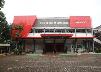 Gedung SMKN 11 Semarang. (Lingkarjateng.id)