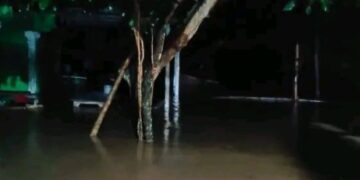 Hujan Semalam Penuh, Sejumlah Wilayah di Pati Dilanda Banjir 7 Banjir bandang melanda permukiman warga Kabupaten Pati pada Jumat, 9 Januari 2026. (Lingkarnews Network)