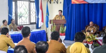 Wali Kota Salatiga, Robby Hernawan, saat membuka Musrenbang tingkat Kecamatan Argomulyo tahun 2027 di Aula Kecamatan setempat, Senin, 19 Januari 2026. (Dok. Prokompim Setda Salatiga/Lingkarjateng.id)