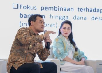 Gubernur Jateng Ahmad Luthfi saat menjadi narasumber Lokakarya Desa/Kelurahan Berprestasi dalam rangkaian Hari Desa Nasional di Pendopo Gede, Kabupaten Boyolali, Rabu, 14 Januari 2026. (Humas Pemprov Jateng/Lingkarjateng.id)