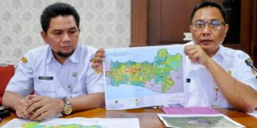 Kepala Dinas ESDM Jawa Tengah Agus Sugiharto memberikan keterangan, Rabu, 28 Januari 2026. (Humas Pemprov Jateng/Lingkarjateng.id)