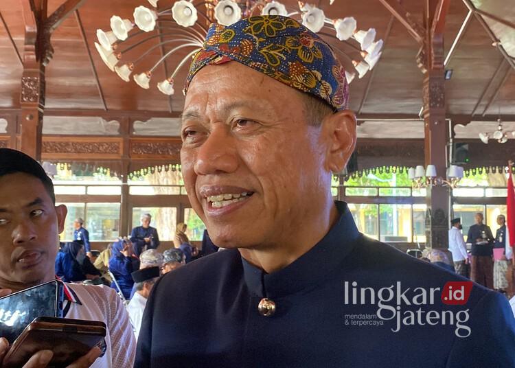 Tanggapi Peninggian Jalan di Karangrowo, Bupati Kudus Ingatkan Risiko Teknis 25 Bupati Kudus, Sam'ani Intakoris. (Mohammad Fahtur Rohman/Lingkarjateng.id)