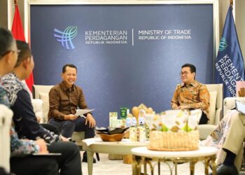 Bupati Kudus, Sam’ani Intakoris, saat melakukan audiensi dengan Menteri Perdagangan, Budi Santoso, di Kantor Kementerian Perdagangan RI, Jakarta Pusat, Rabu, 25 Februari 2026. (Nisa Hafizotus S./Lingkarjateng.id)