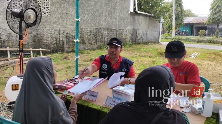 Putus Rantai Kemiskinan Ekstrem, Speling Melesat Sasar Desa di Demak 25 Kegiatan Speling Melesat bertempat di Balai Desa Botorejo Demak. Foto : Burhan/Lingkar